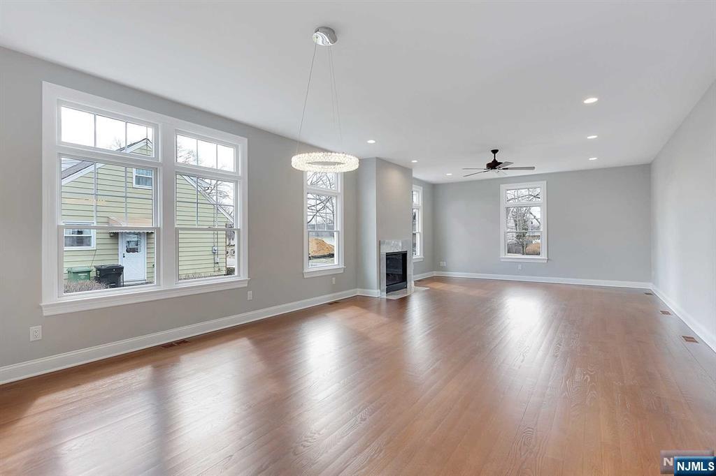 582 Green Valley Road