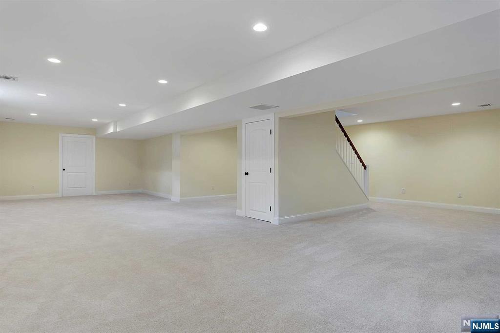 582 Green Valley Road