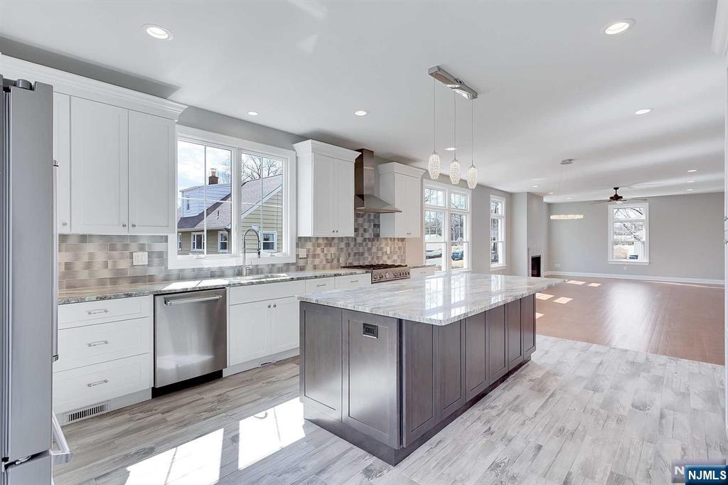 582 Green Valley Road