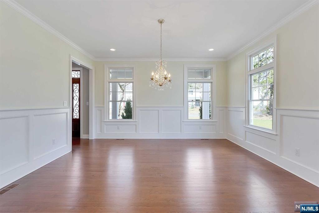 582 Green Valley Road