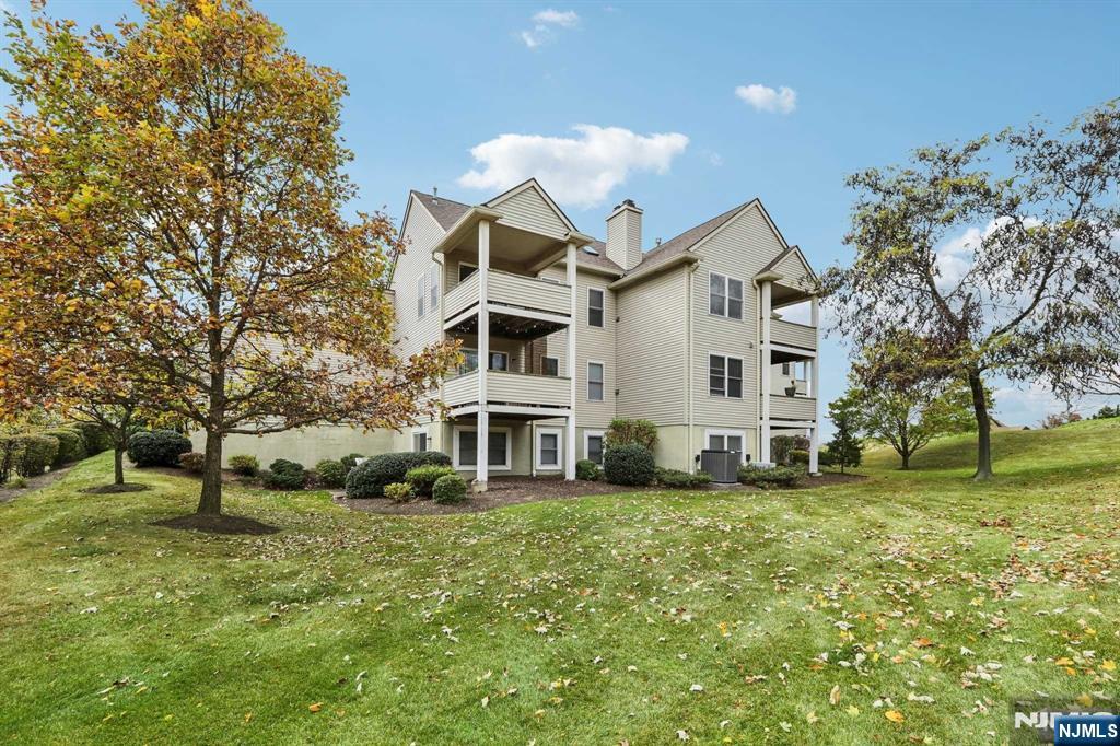27 Beardslee Circle