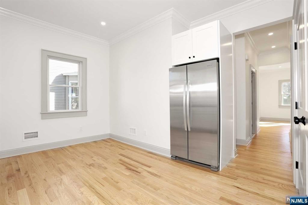 224 3rd Avenue 1st floor