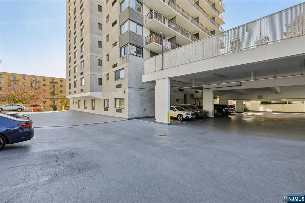 235 Prospect Avenue 6D
