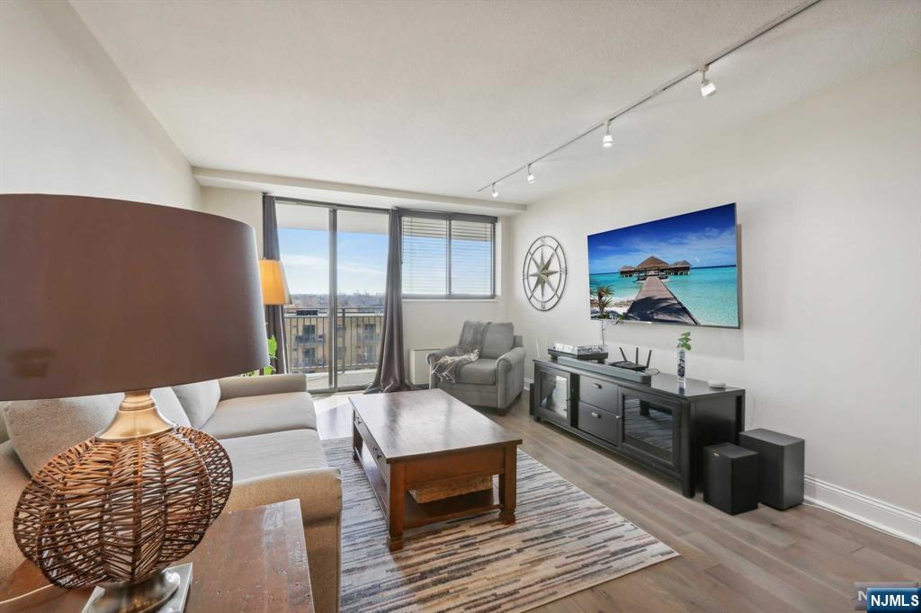 235 Prospect Avenue 6D