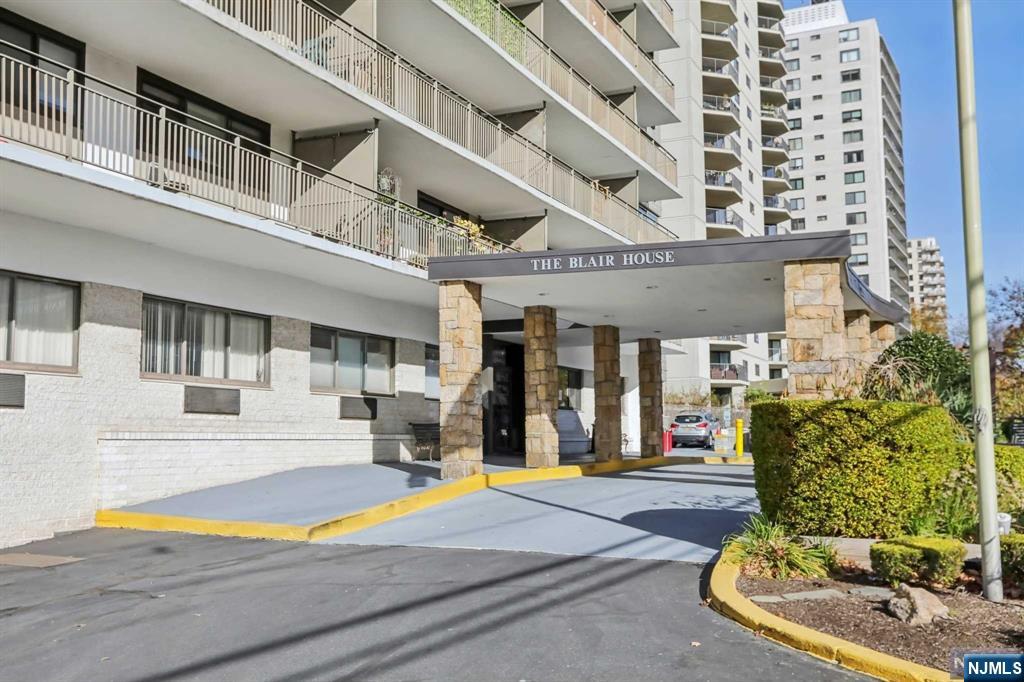 235 Prospect Avenue 6D