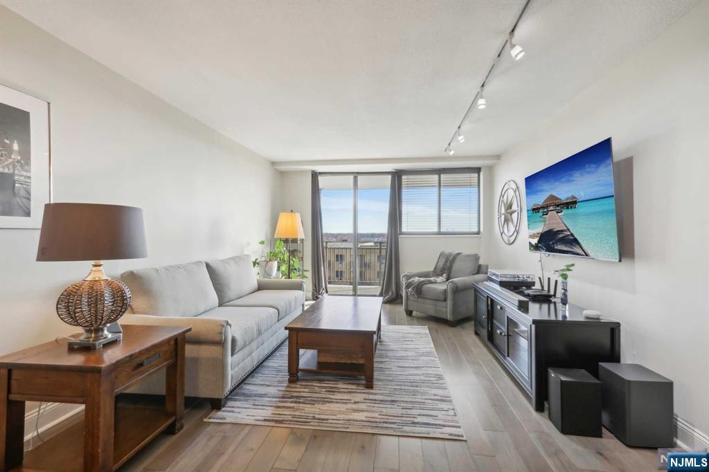 235 Prospect Avenue 6D