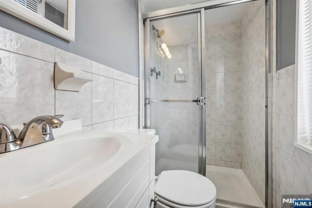 150 Overlook Avenue 3F