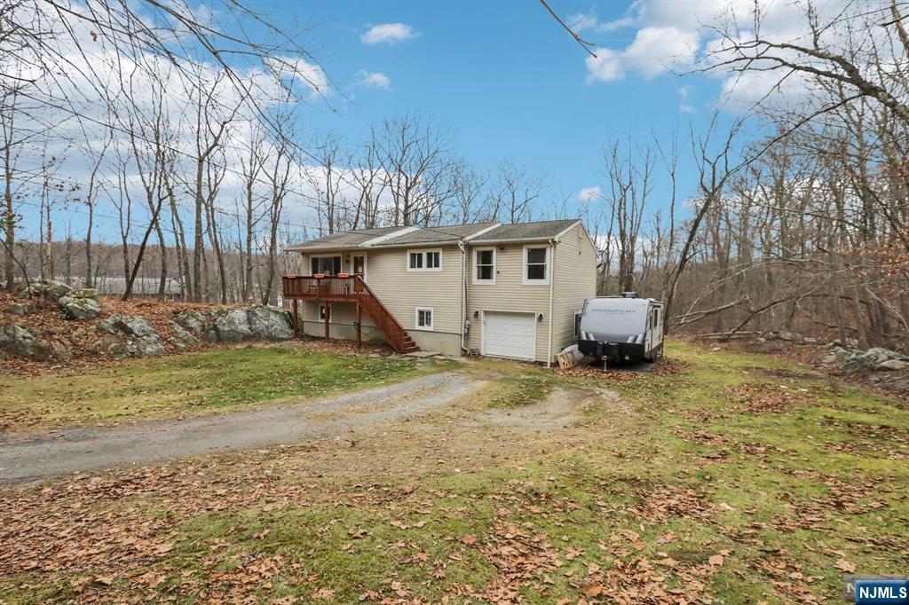 3 Forest Drive
