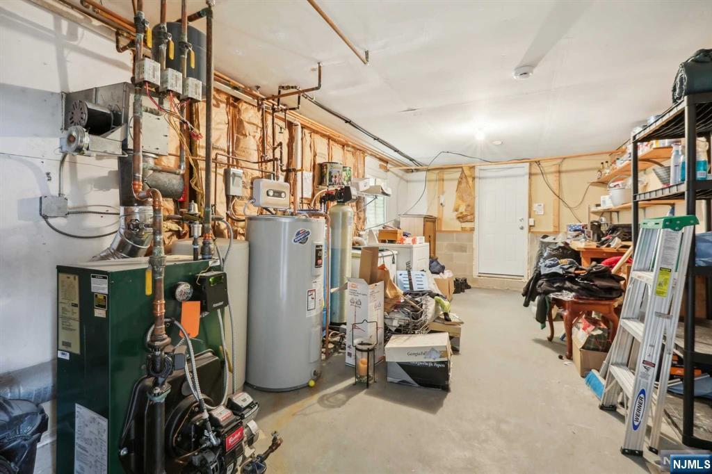 3 Forest Drive