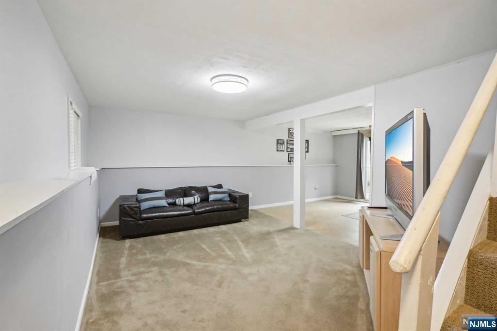 3 Forest Drive