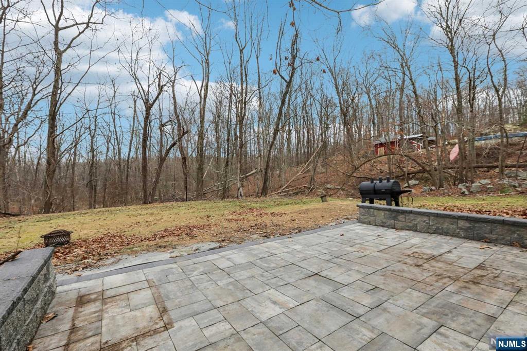 3 Forest Drive