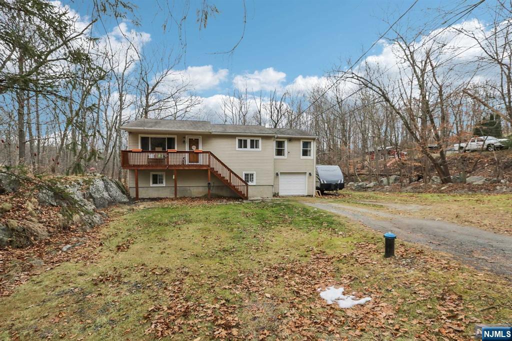 3 Forest Drive