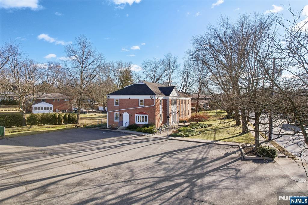 312 Forest Avenue