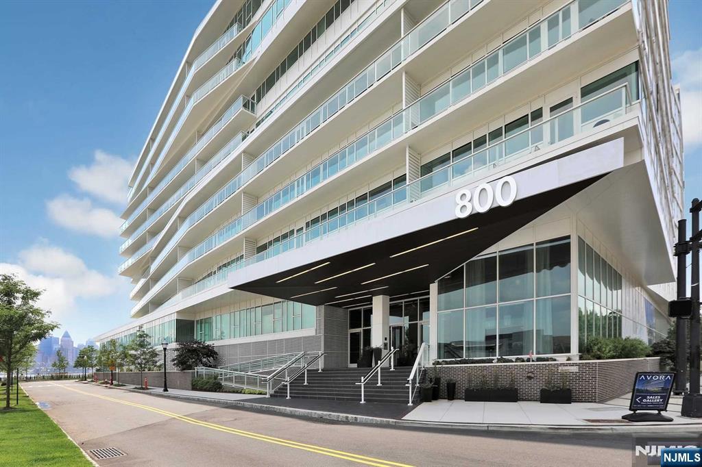 800 Ave At Port Imperial 602