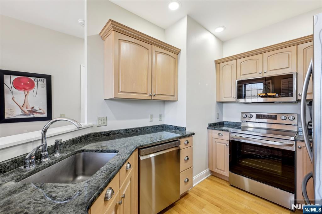 4502 Rio Vista Drive 4502