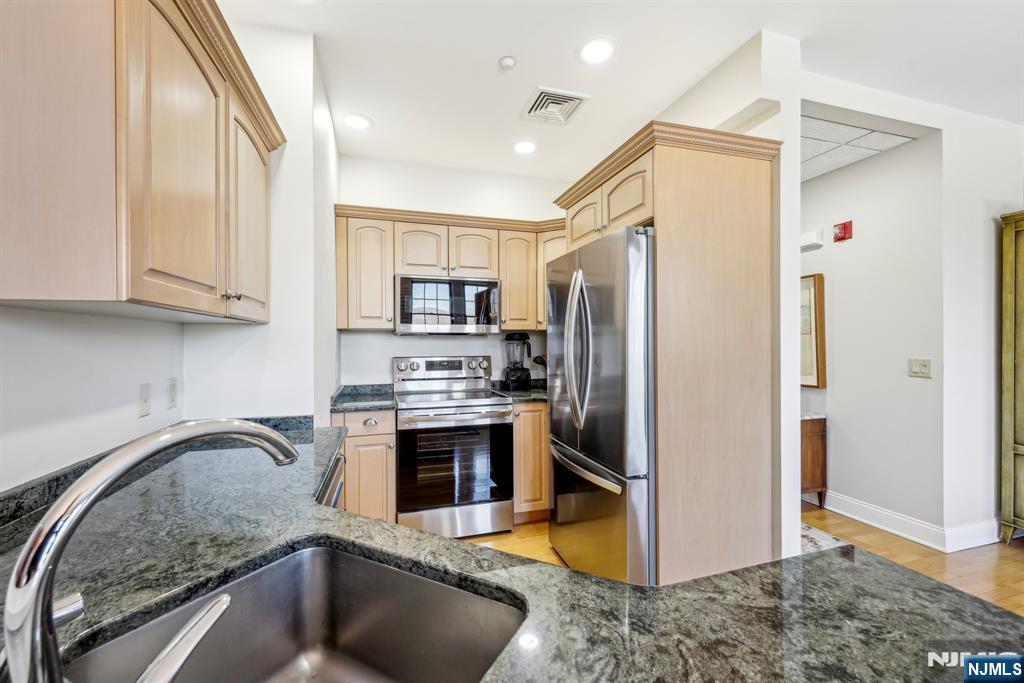 4502 Rio Vista Drive 4502