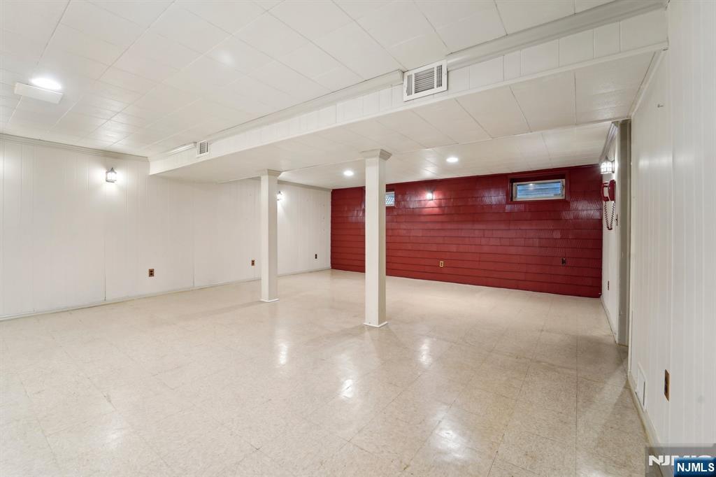 10 June Court