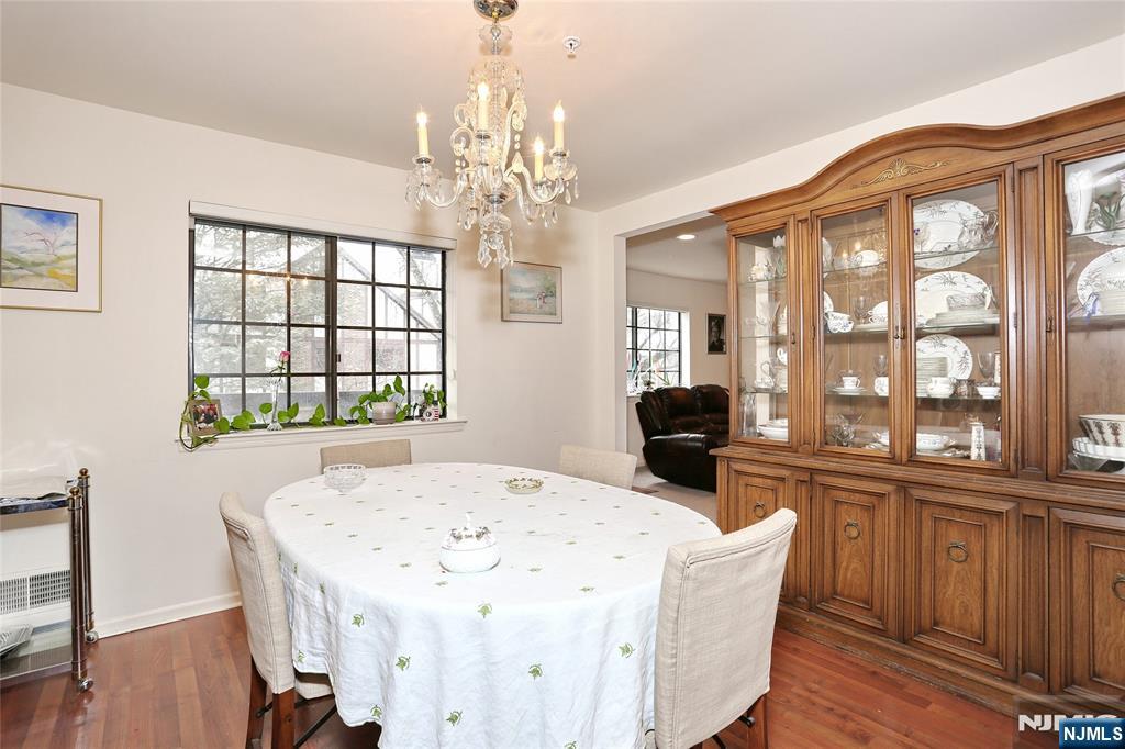 1210 Faulkner Court 1210