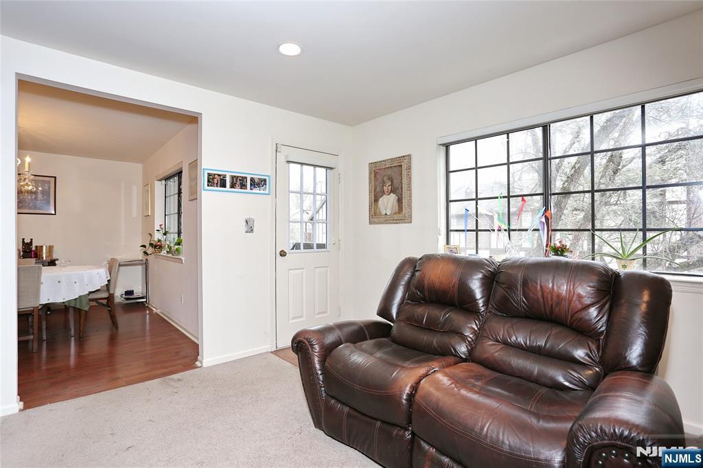 1210 Faulkner Court 1210