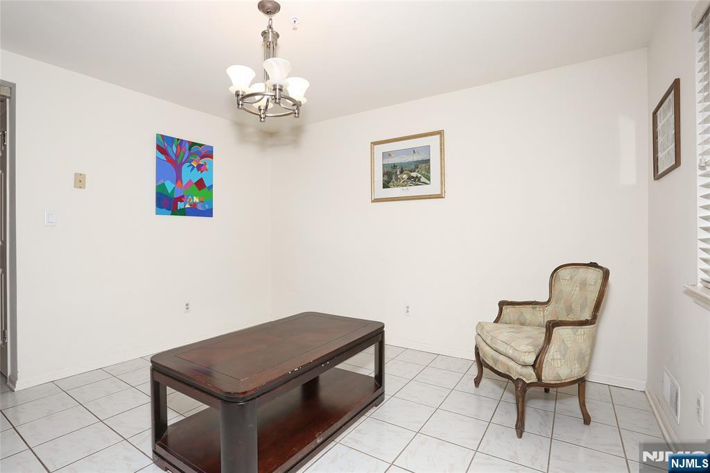 1210 Faulkner Court 1210
