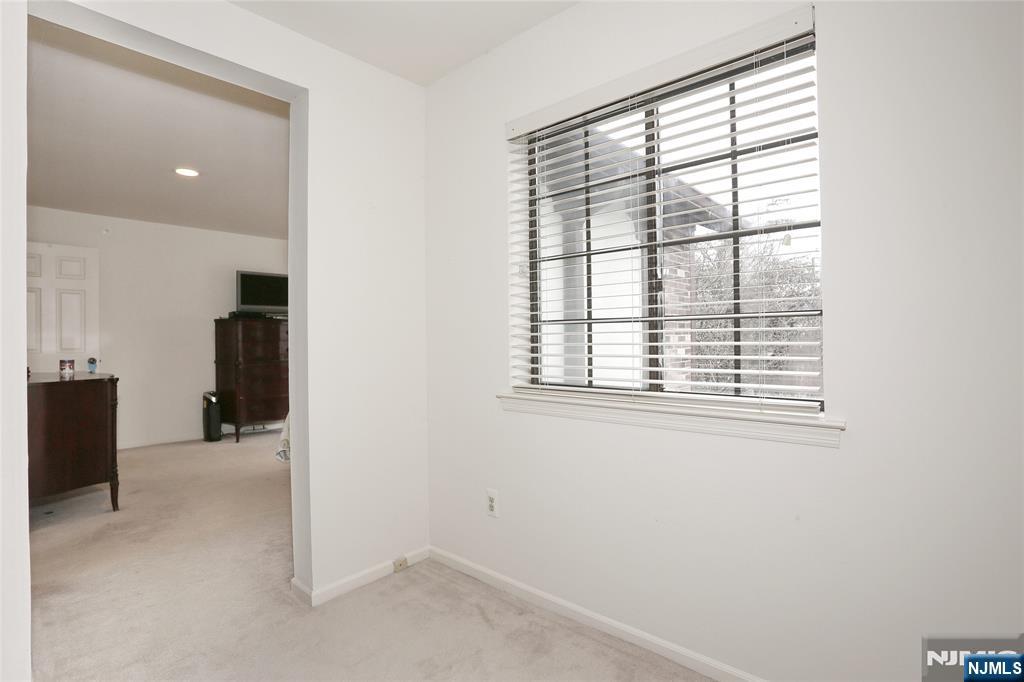 1210 Faulkner Court 1210