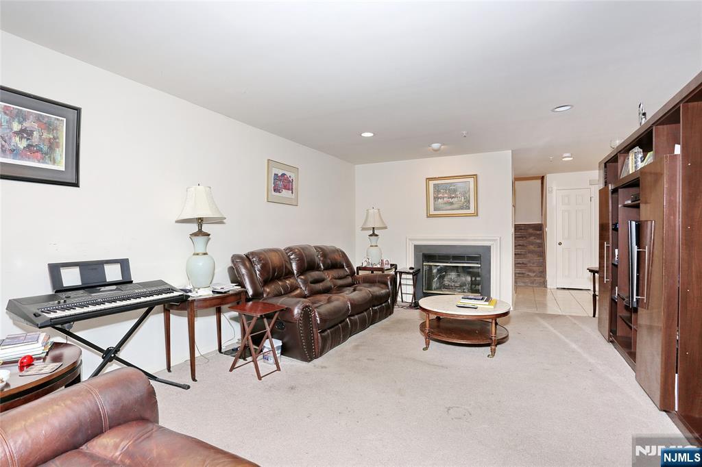1210 Faulkner Court 1210