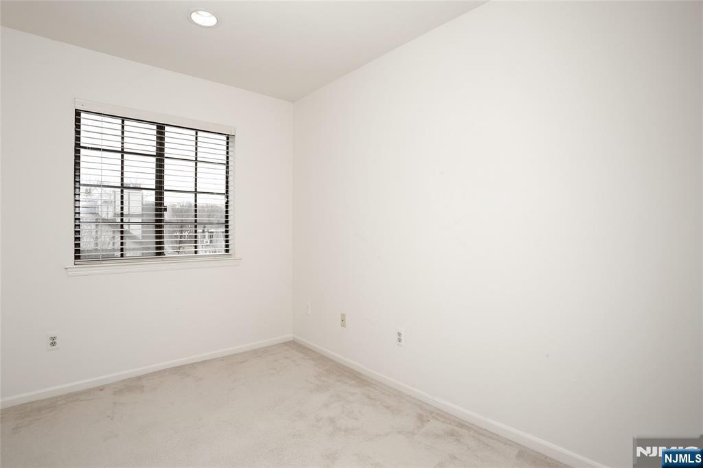 1210 Faulkner Court 1210