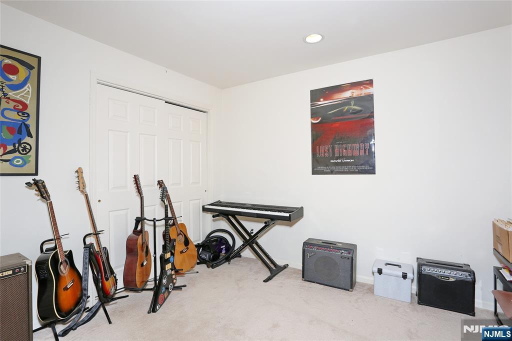 1210 Faulkner Court 1210