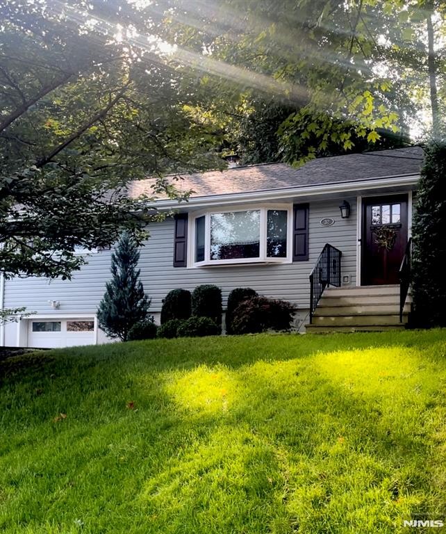 32 Wenonah Avenue