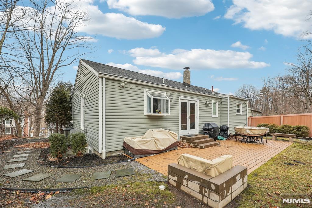 32 Wenonah Avenue