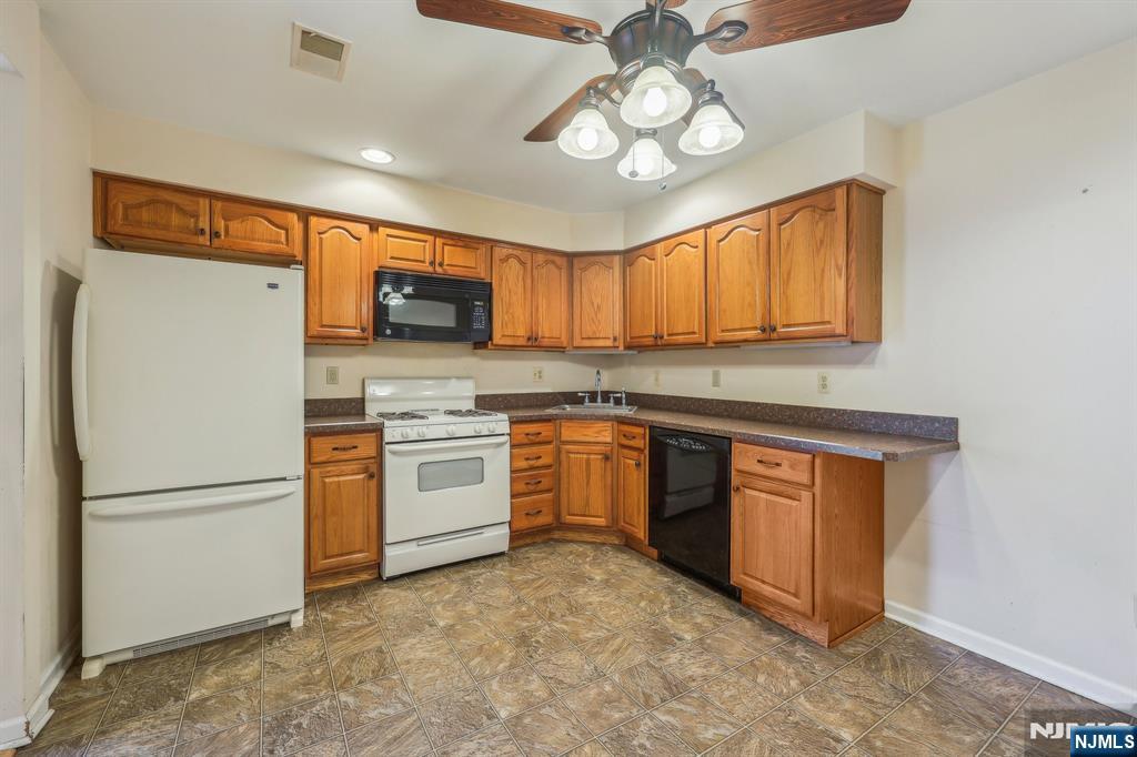 474 Forest Street 303