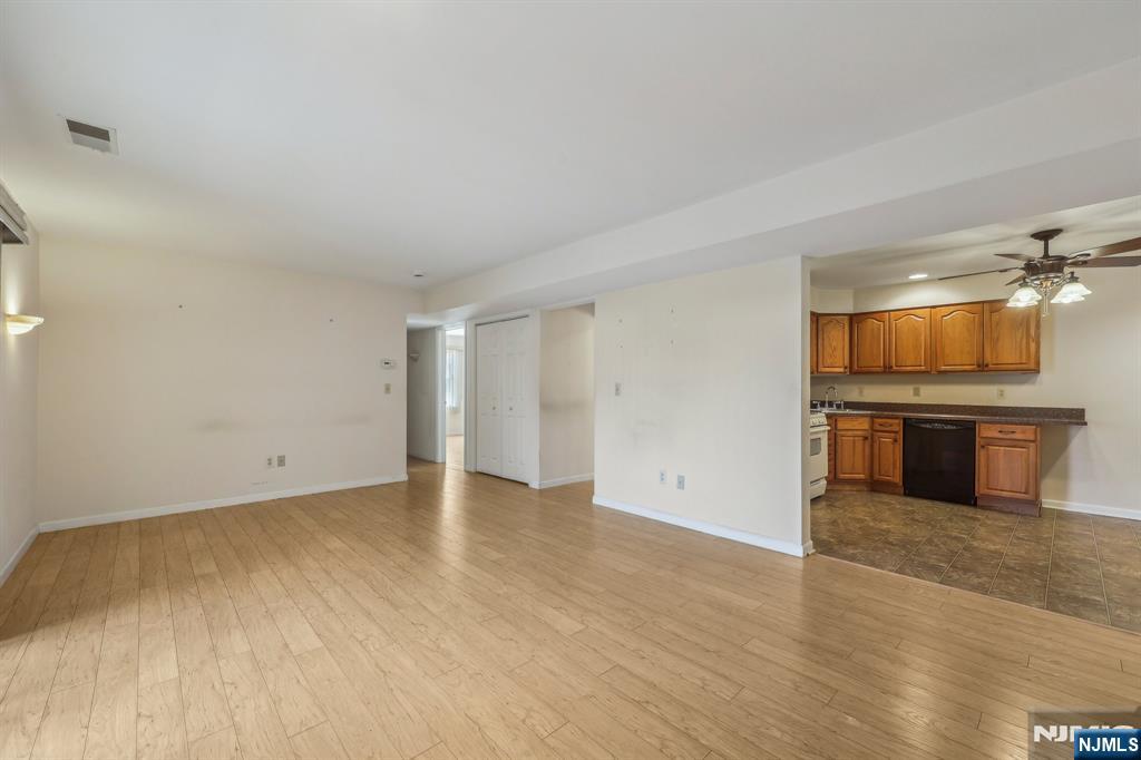 474 Forest Street 303