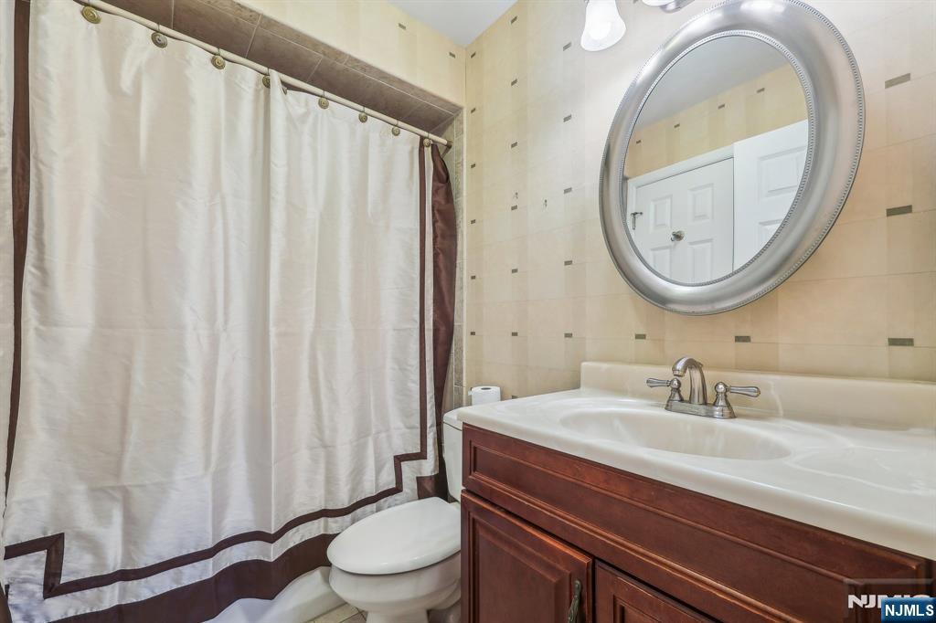 474 Forest Street 303