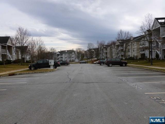 1176 Sycamore Lane