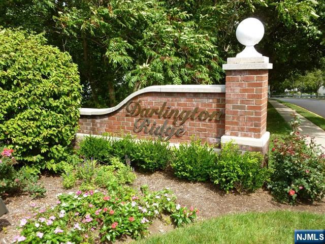 1176 Sycamore Lane