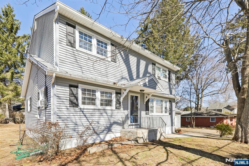 15 Beaver Avenue