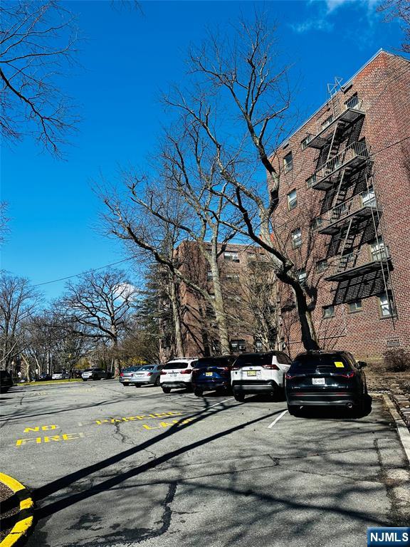 401 Park Place 1H