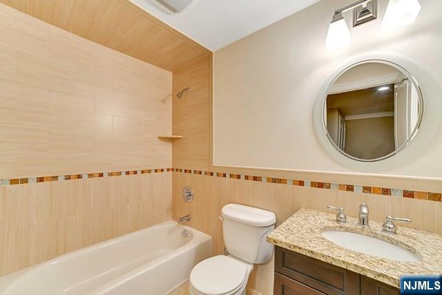 31 Skymark Court 31