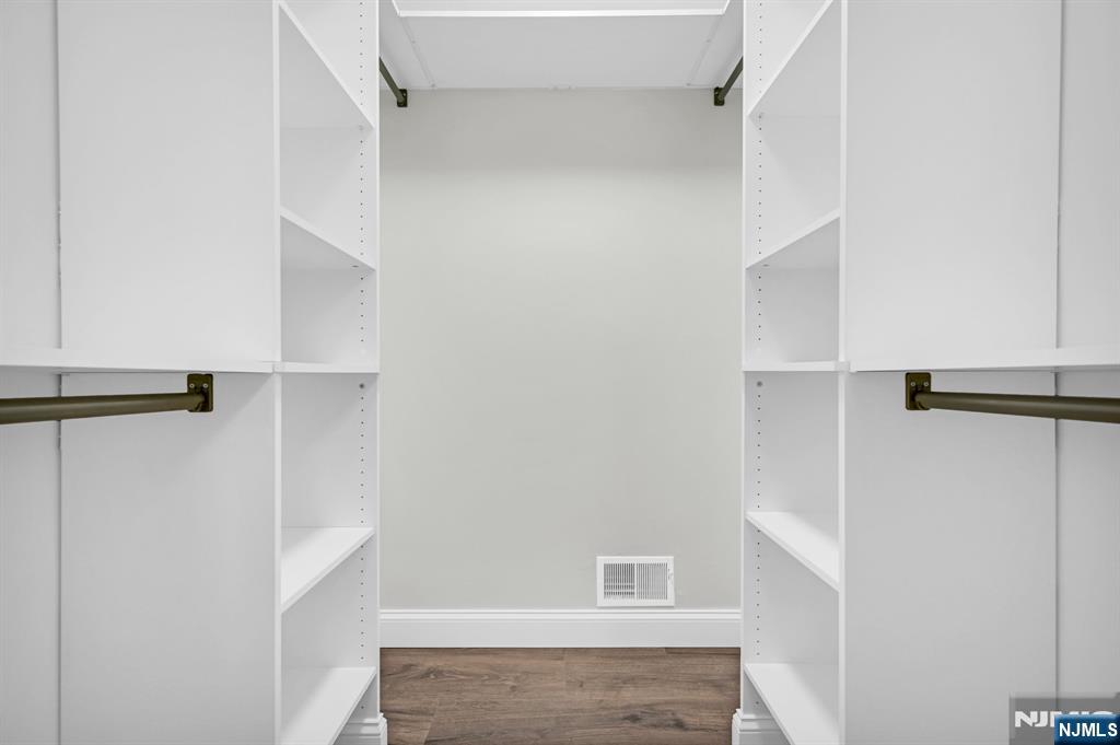 116 Raintree Lane
