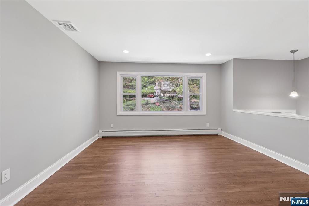 353 Conklintown Road