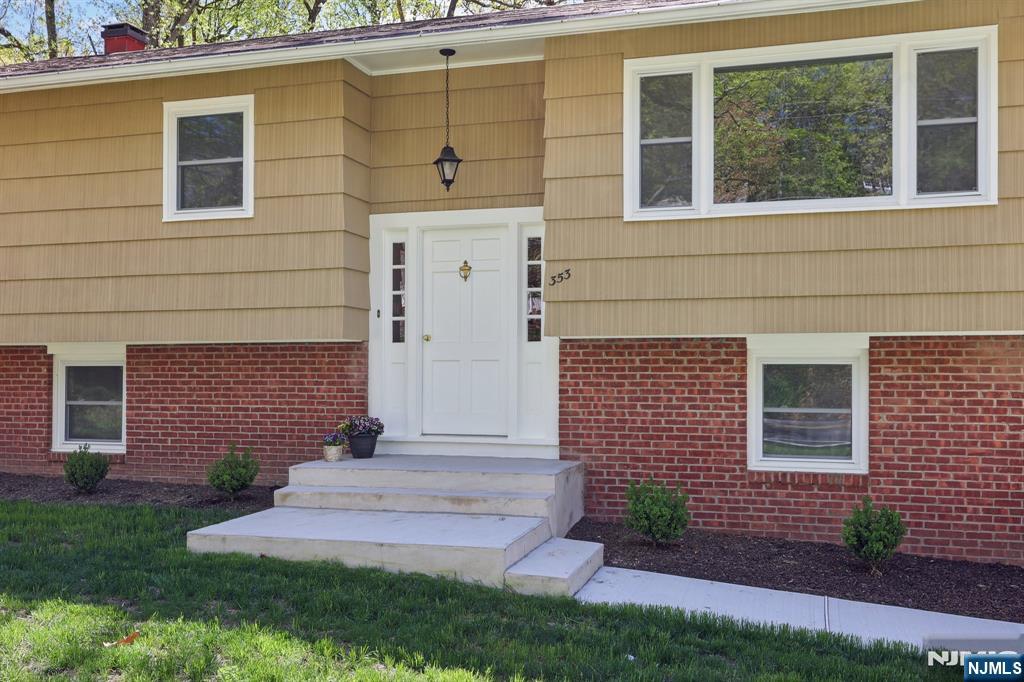 353 Conklintown Road