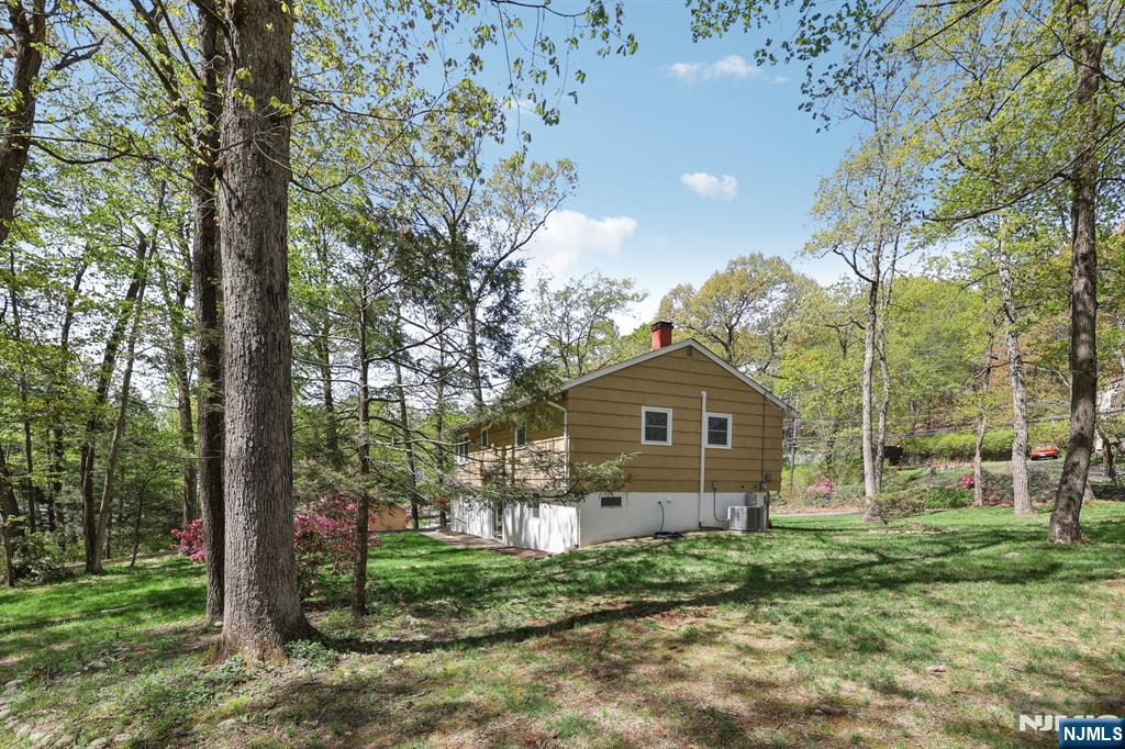 353 Conklintown Road