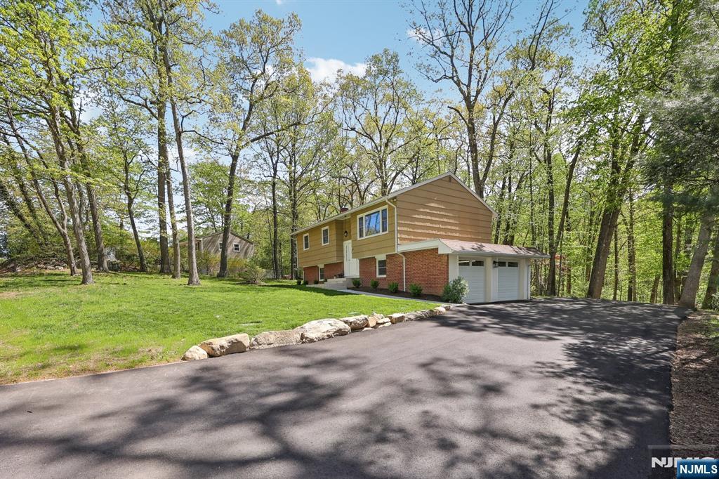 353 Conklintown Road