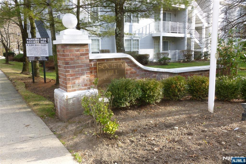 142 Raintree Lane