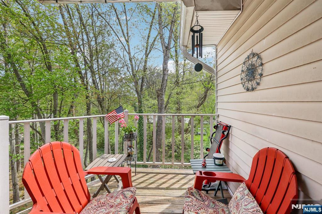 142 Raintree Lane