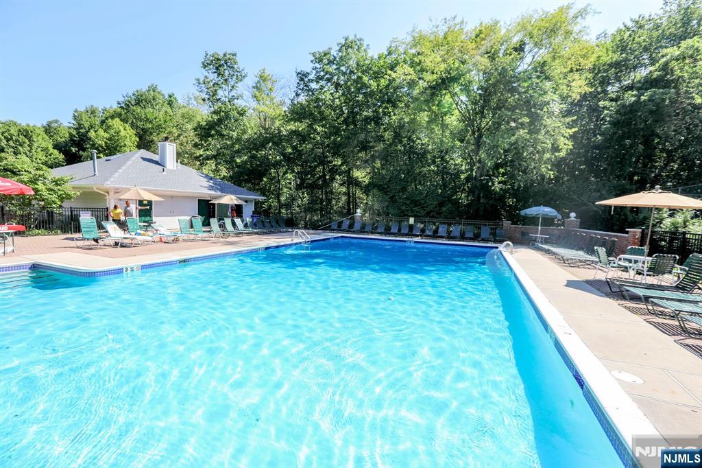 142 Raintree Lane
