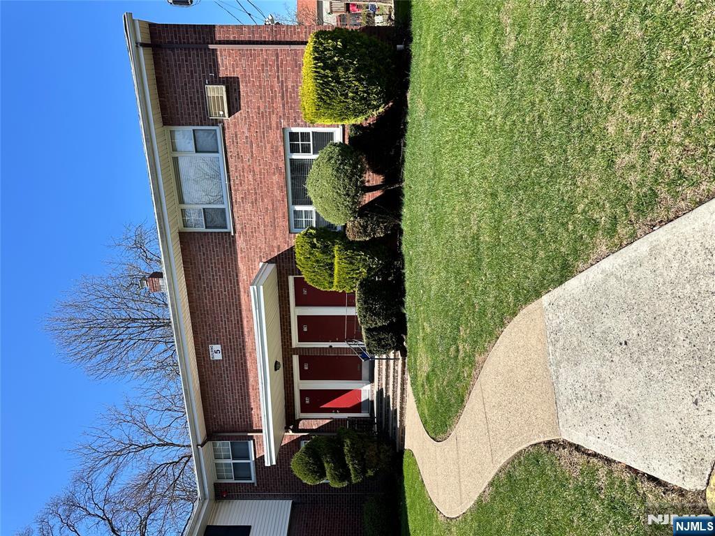 241 W Passaic Street 17B