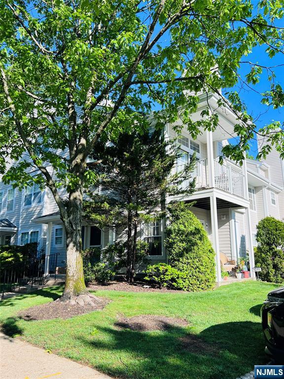 1211 Richmond Road