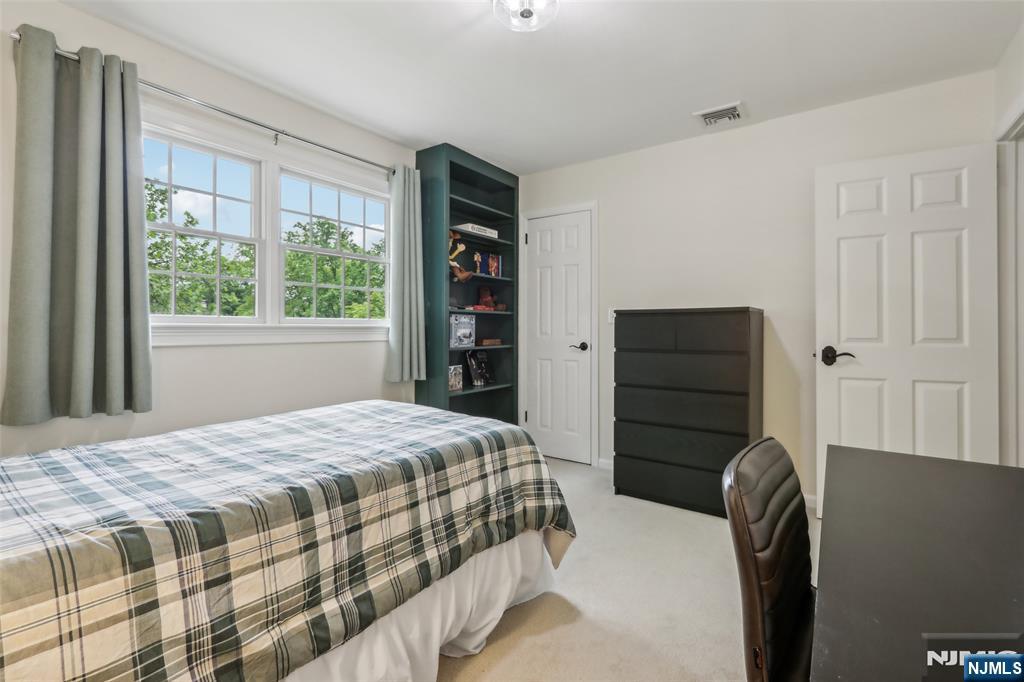 99 Algonquin Trail