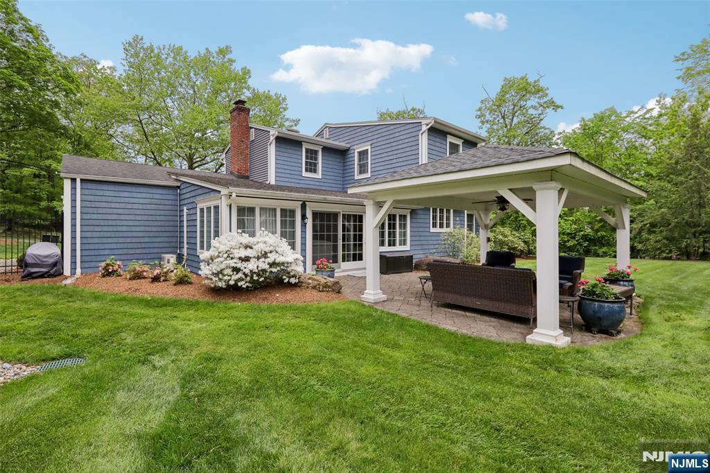 99 Algonquin Trail